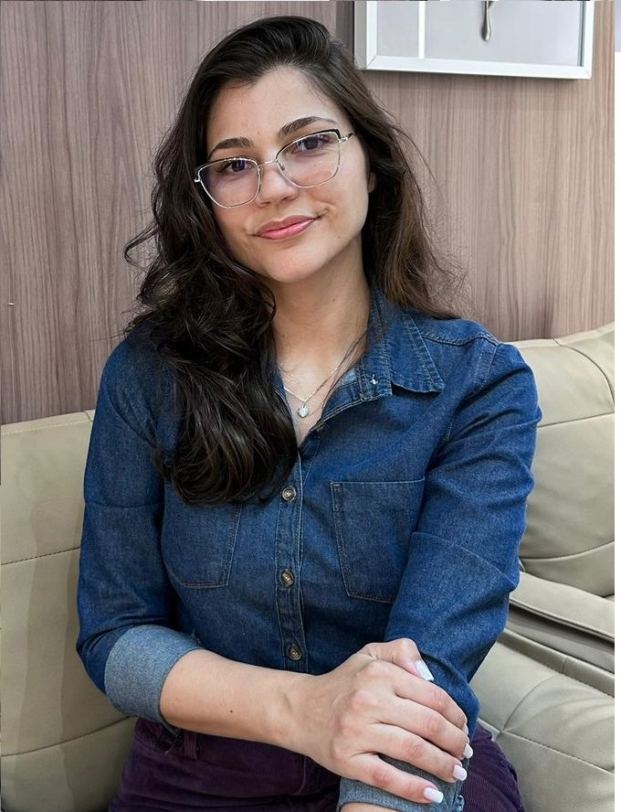 GÉSSICA LOPES GUARINO